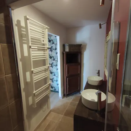 Maison Refaite A Neuf A 10Min A Pieds Plages Royan Exterior photo